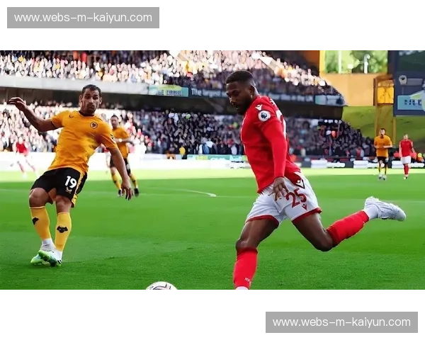 萨索洛战平博洛尼亚，中游争夺陷入胶着